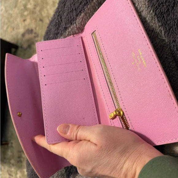 Colorful Pastel Wallet - Picture 4 of 7